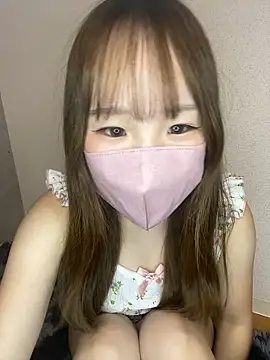 Snapshot of maika_3 chatting on 09-25-25, 11:03 maika 3 online show from 09-25-25, 11:03