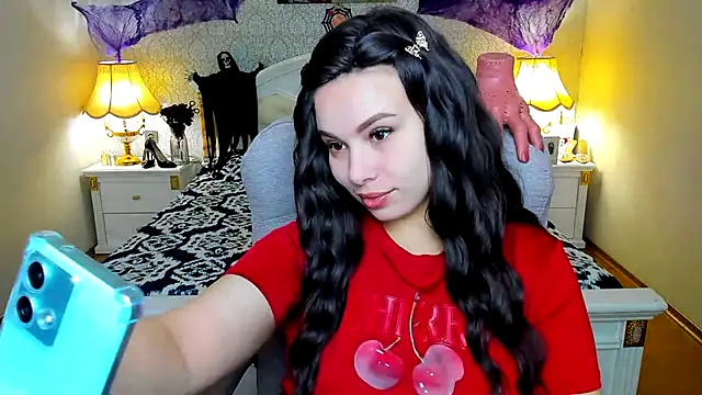 Snapshot of OmniaSher chatting on 11-04-25, 10:36 OmniaSher online show from 11-04-25, 10:36