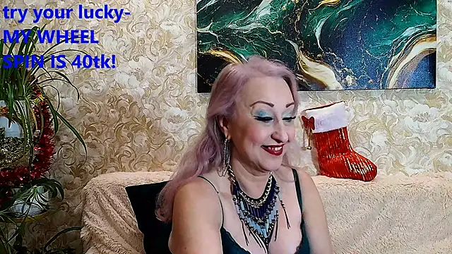  Sara  Smith  online show from 12-22-25, 07:38