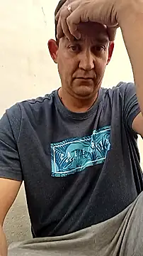 Snapshot of PMCS80 chatting on 10-10-25, 01:43 PMCS80 online show from 10-10-25, 01:43