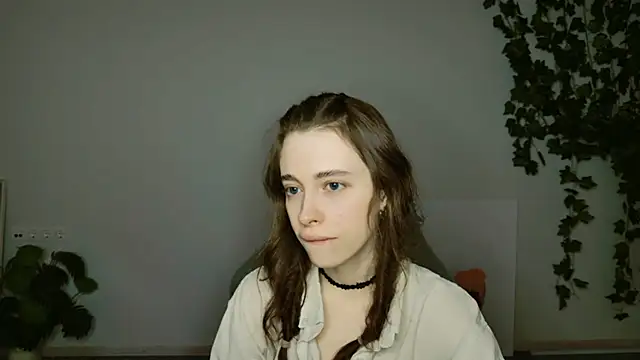 Yoka paradoXXX online show from 10-27-25, 05:11