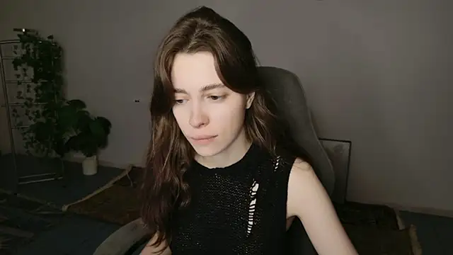 Yoka paradoXXX online show from 11-19-25, 05:18