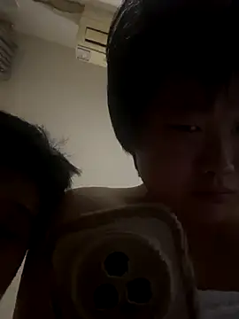 Snapshot of Fengbaby-555 chatting on 12-02-25, 04:02 Fengbaby-555 online show from 12-02-25, 04:02