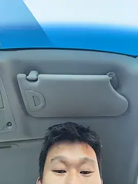 Snapshot of Fengbaby-555 chatting on 12-04-25, 01:59 Fengbaby-555 online show from 12-04-25, 01:59