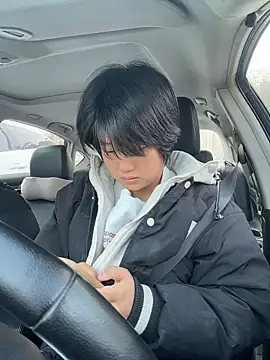 Snapshot of Fengbaby-555 chatting on 12-05-25, 01:36 Fengbaby-555 online show from 12-05-25, 01:36