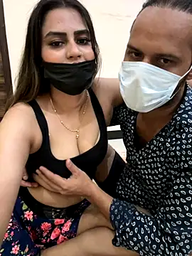 Snapshot of Hot_Taniya69 chatting on 09-18-25, 06:43 Hot Taniya69 online show from 09-18-25, 06:43