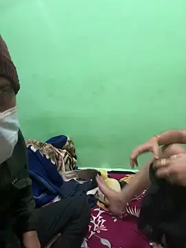 Snapshot of Hot_Taniya69 chatting on 12-14-25, 07:29 Hot Taniya69 online show from 12-14-25, 07:29