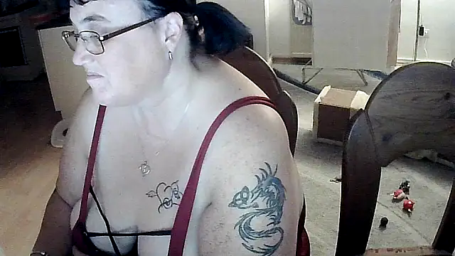 Snapshot of Minou1610 chatting on 10-02-25, 06:48 Minou1610 online show from 10-02-25, 06:48