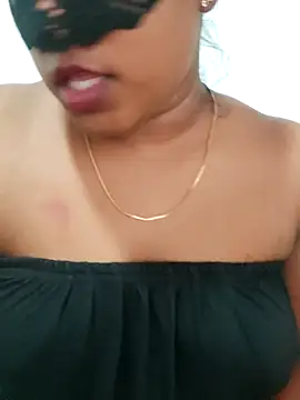 Snapshot of vinushi chatting on 09-30-25, 10:09 vinushi online show from 09-30-25, 10:09