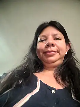 kinky momm online show from 10-28-25, 01:25