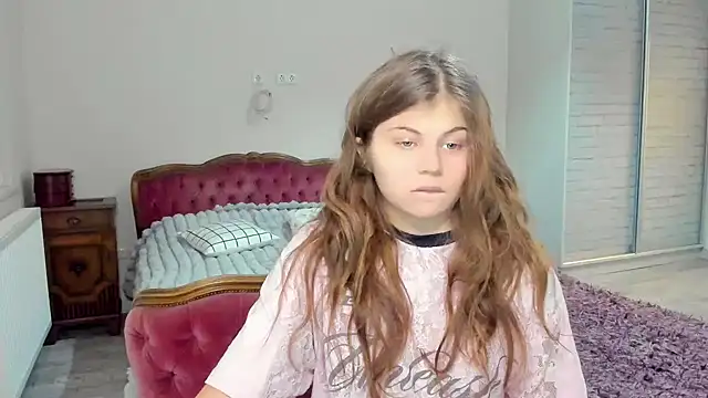 Lilly Jess online show from 11-24-25, 10:20