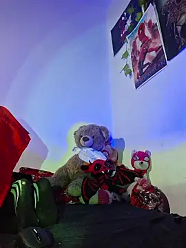 carolinerue online show from 01-17-26, 11:04