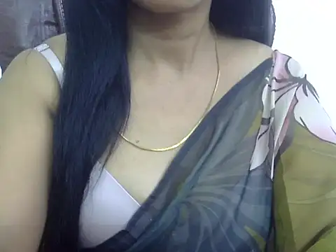 Snapshot of MISS_SOMIYA chatting on 10-27-25, 09:35 MISS SOMIYA online show from 10-27-25, 09:35