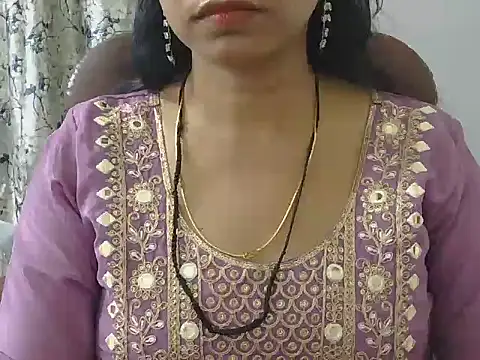 MISS SOMIYA online show from 04-12-26, 04:23