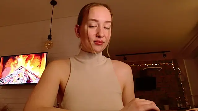 Snapshot of WhitePrincessLuna chatting on 11-20-25, 03:23 WhitePrincessLuna online show from 11-20-25, 03:23