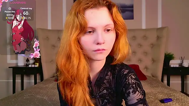 Snapshot of AlisHanson chatting on 09-30-25, 09:03 AlisHanson online show from 09-30-25, 09:03