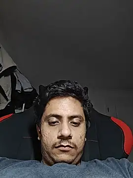 Snapshot of eyepach96 chatting on 11-09-25, 01:37 eyepach96 online show from 11-09-25, 01:37