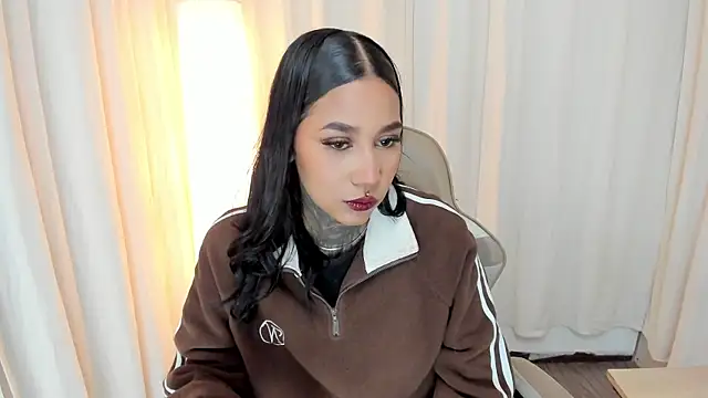 Snapshot of Anaya_olyx chatting on 10-09-25, 05:05 Anaya olyx online show from 10-09-25, 05:05