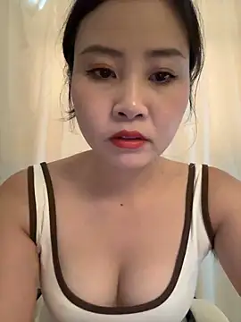 Snapshot of wly2028 chatting on 10-04-25, 04:54 wly2028 online show from 10-04-25, 04:54