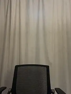 Snapshot of wly2028 chatting on 10-10-25, 12:26 wly2028 online show from 10-10-25, 12:26