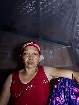 Snapshot of -Xuka-200 chatting on 09-26-25, 12:53 -Xuka-200 online show from 09-26-25, 12:53