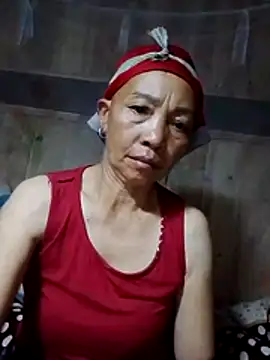 Snapshot of -Xuka-200 chatting on 10-26-25, 12:00 -Xuka-200 online show from 10-26-25, 12:00