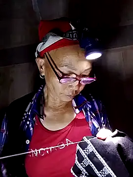 Snapshot of -Xuka-200 chatting on 11-09-25, 01:31 -Xuka-200 online show from 11-09-25, 01:31