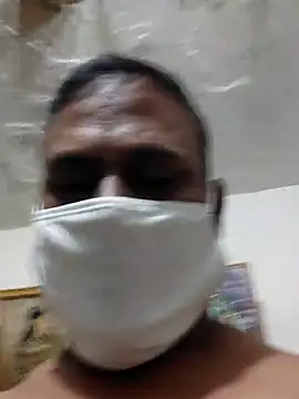 Snapshot of Famit025 chatting on 09-20-25, 05:25 Famit025 online show from 09-20-25, 05:25