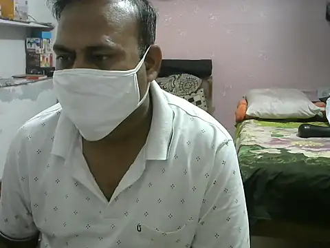 Famit025 online show from 02-14-26, 05:32