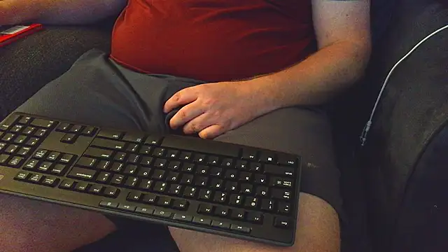 thighguy30 online show from 10-21-25, 06:08