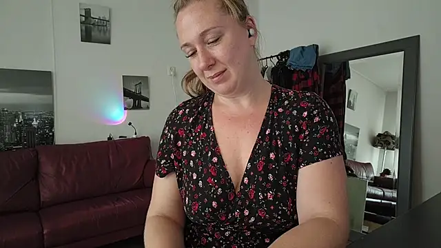 MazySunny online show from 07-07-26, 06:58