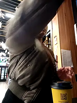 Jessie Queen 1 online show from 11-26-25, 08:04