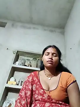 Snapshot of Cm_pooja chatting on 05-30-26, 07:00 Cm pooja online show from 05-30-26, 07:00