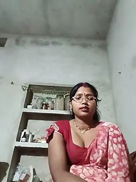 Snapshot of Cm_pooja chatting on 06-02-26, 06:43 Cm pooja online show from 06-02-26, 06:43