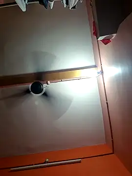 Snapshot of soniriyaa010101 chatting on 10-25-25, 09:28 soniriyaa010101 online show from 10-25-25, 09:28