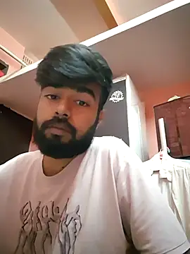 Snapshot of soniriyaa010101 chatting on 11-07-25, 08:58 soniriyaa010101 online show from 11-07-25, 08:58