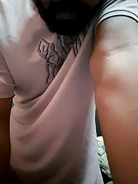 Snapshot of soniriyaa010101 chatting on 11-07-25, 09:26 soniriyaa010101 online show from 11-07-25, 09:26