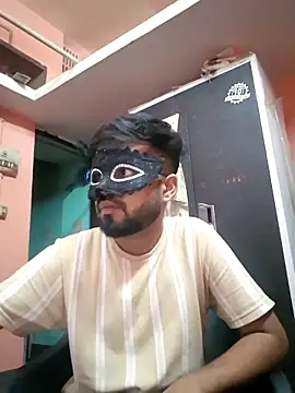 soniriyaa010101 online show from 03-13-26, 08:48