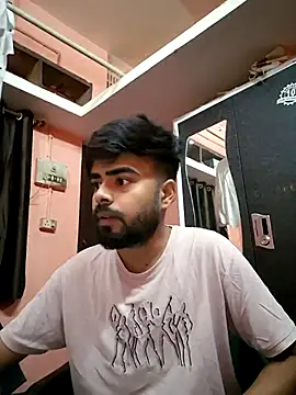 soniriyaa010101 online show from 04-12-26, 02:44