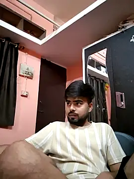 soniriyaa010101 online show from 04-23-26, 08:35