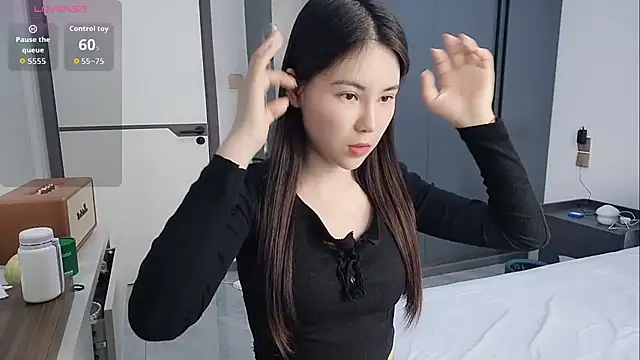 luckckcj online show from 10-28-25, 04:16