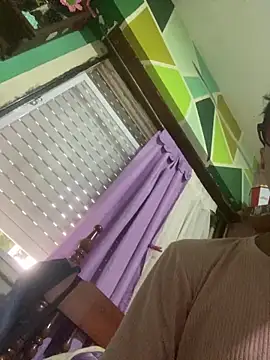 Ismaa  98 online show from 10-17-25, 08:11