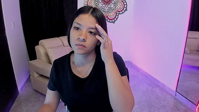 Candy fox 19 online show from 03-21-26, 01:16