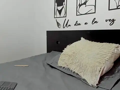 Allison 21  online show from 11-08-25, 03:50