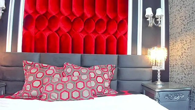 SharonBonet online show from 12-04-25, 12:03