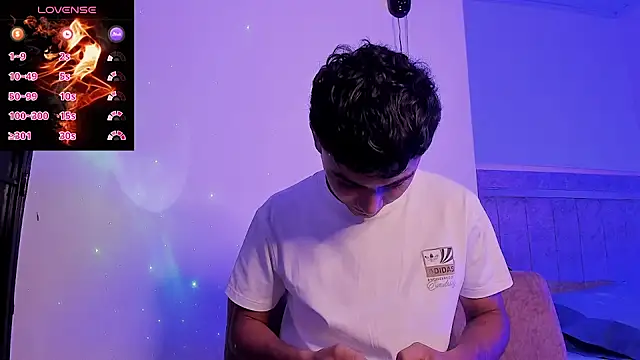 Austin Cardieff  online show from 09-15-25, 03:39