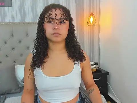 Sofiapassionne online show from 02-18-26, 01:40