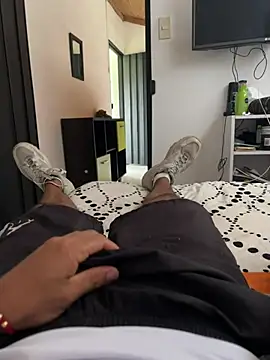 camiloyks online show from 03-10-26, 05:51