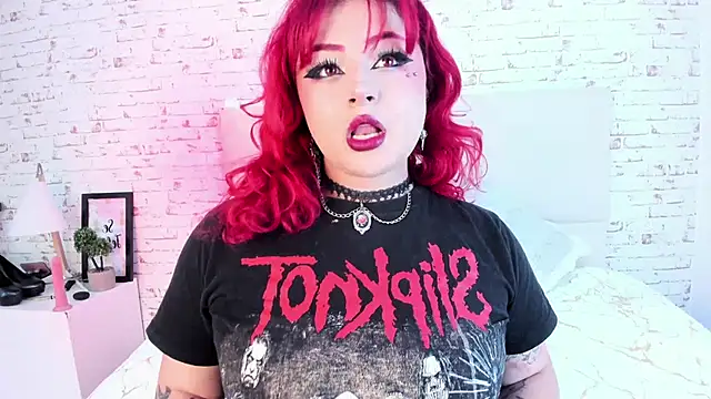 Snapshot of RavenVamp chatting on 09-13-25, 09:36 RavenVamp online show from 09-13-25, 09:36