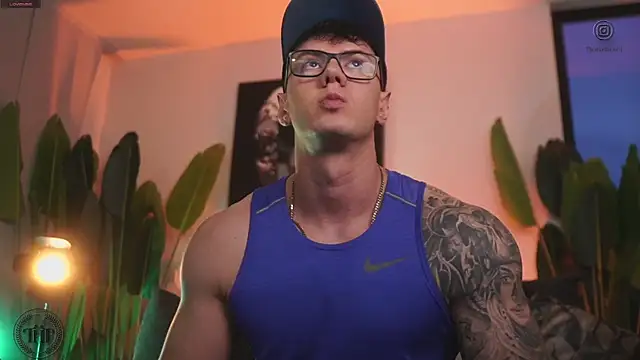 Thomas Falcon online show from 12-01-25, 10:48